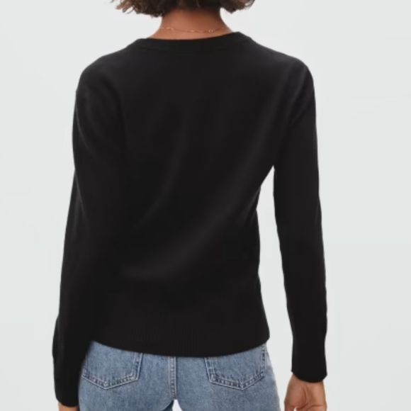 Everlane Black Cashmere V Neck Sweater sz S - Picture 2 of 5